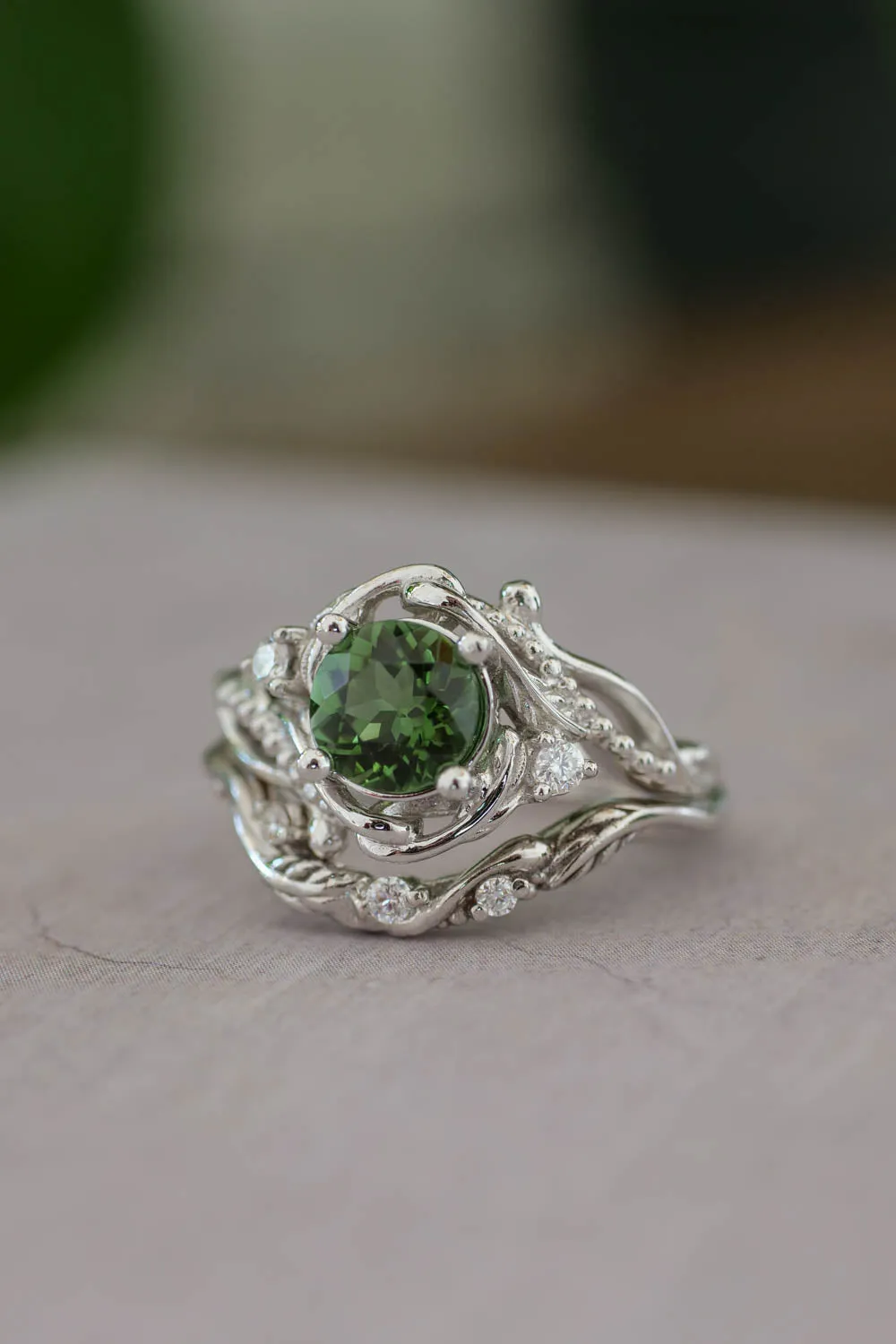 1 carat green tourmaline bridal ring set / Undina