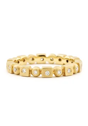 18KYG Round & Square Diamond Eternity Band