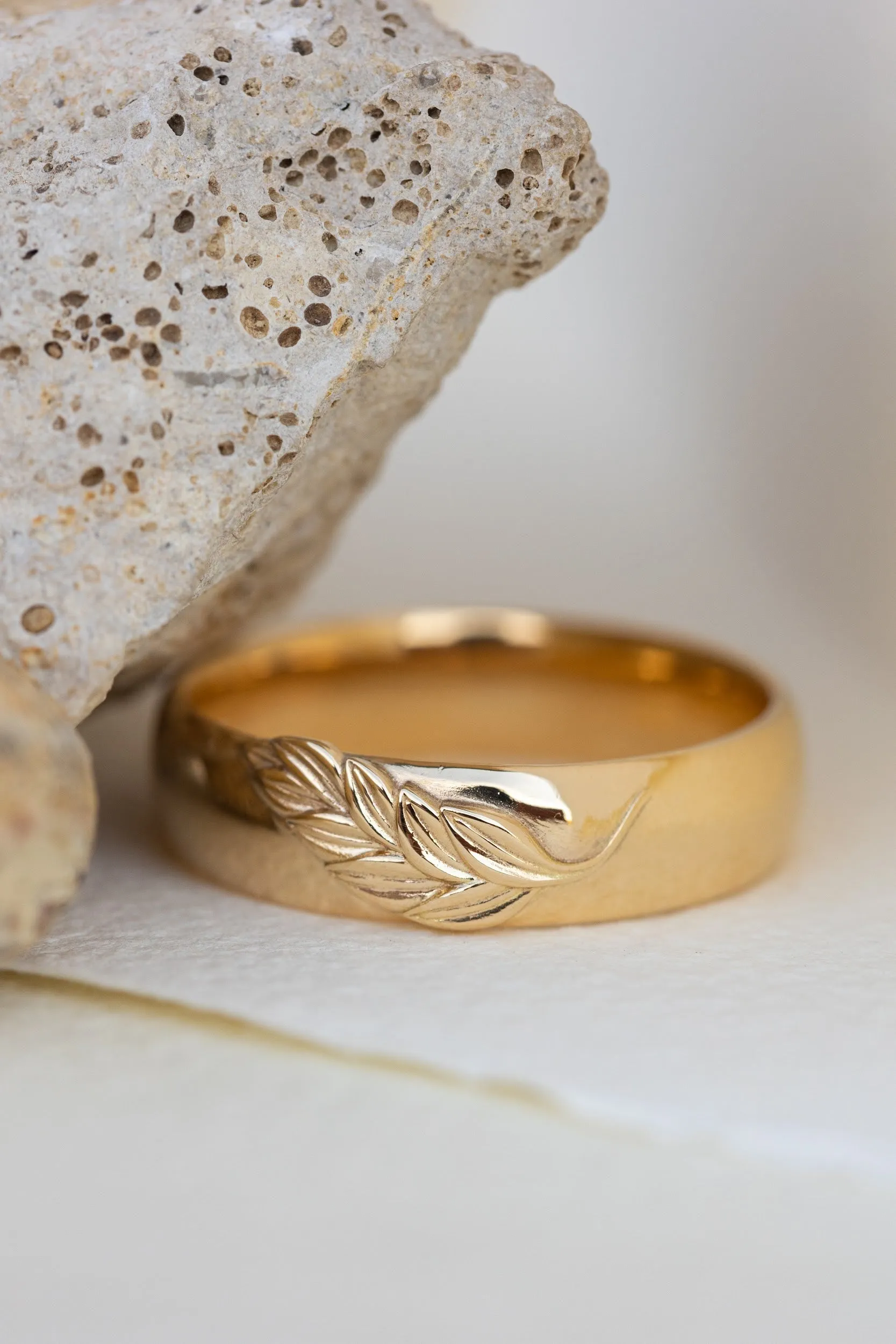 3 instalments payment plan: Palm leaf wedding band, sandblast finish, 6 mm wide