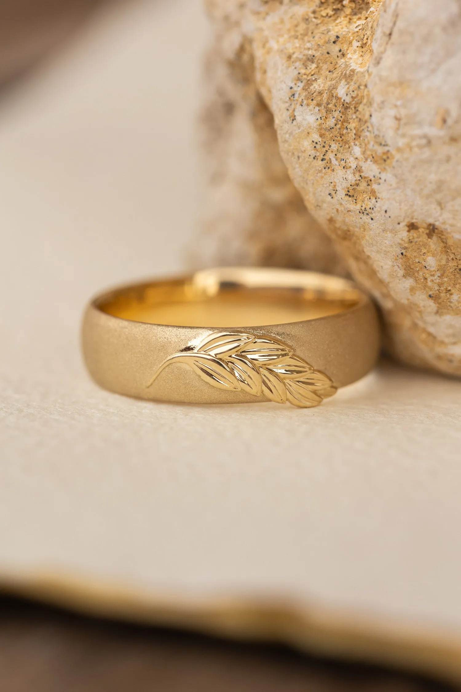 3 instalments payment plan: Palm leaf wedding band, sandblast finish, 6 mm wide