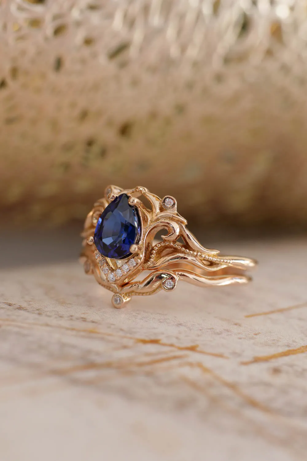 Art nouveau bridal ring set with lab sapphire / Lida small