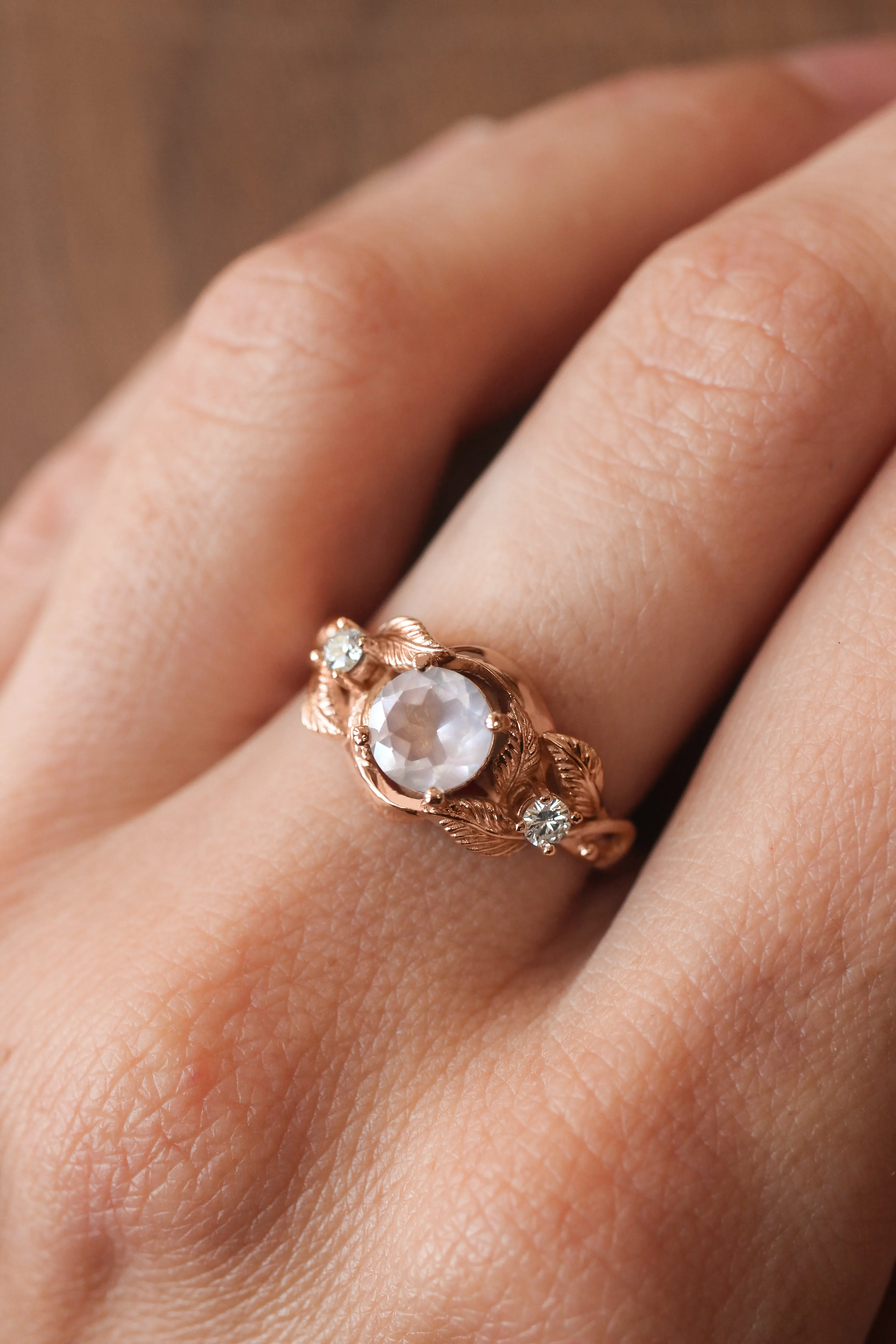 Azalea | custom ring setting, three gemstones ring, 6 mm central, 2.5 mm sides