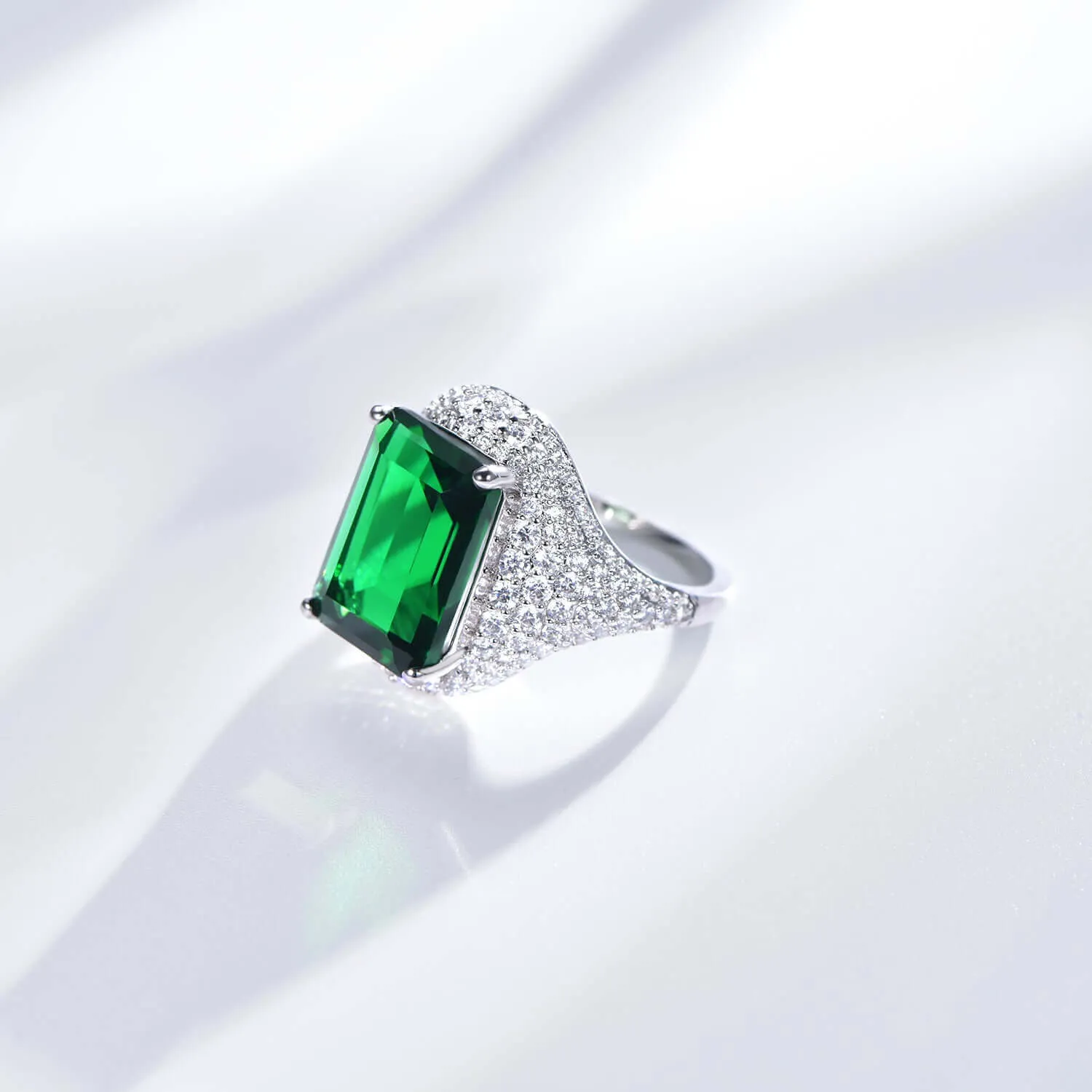 Classic Emerald Green Engagement Ring