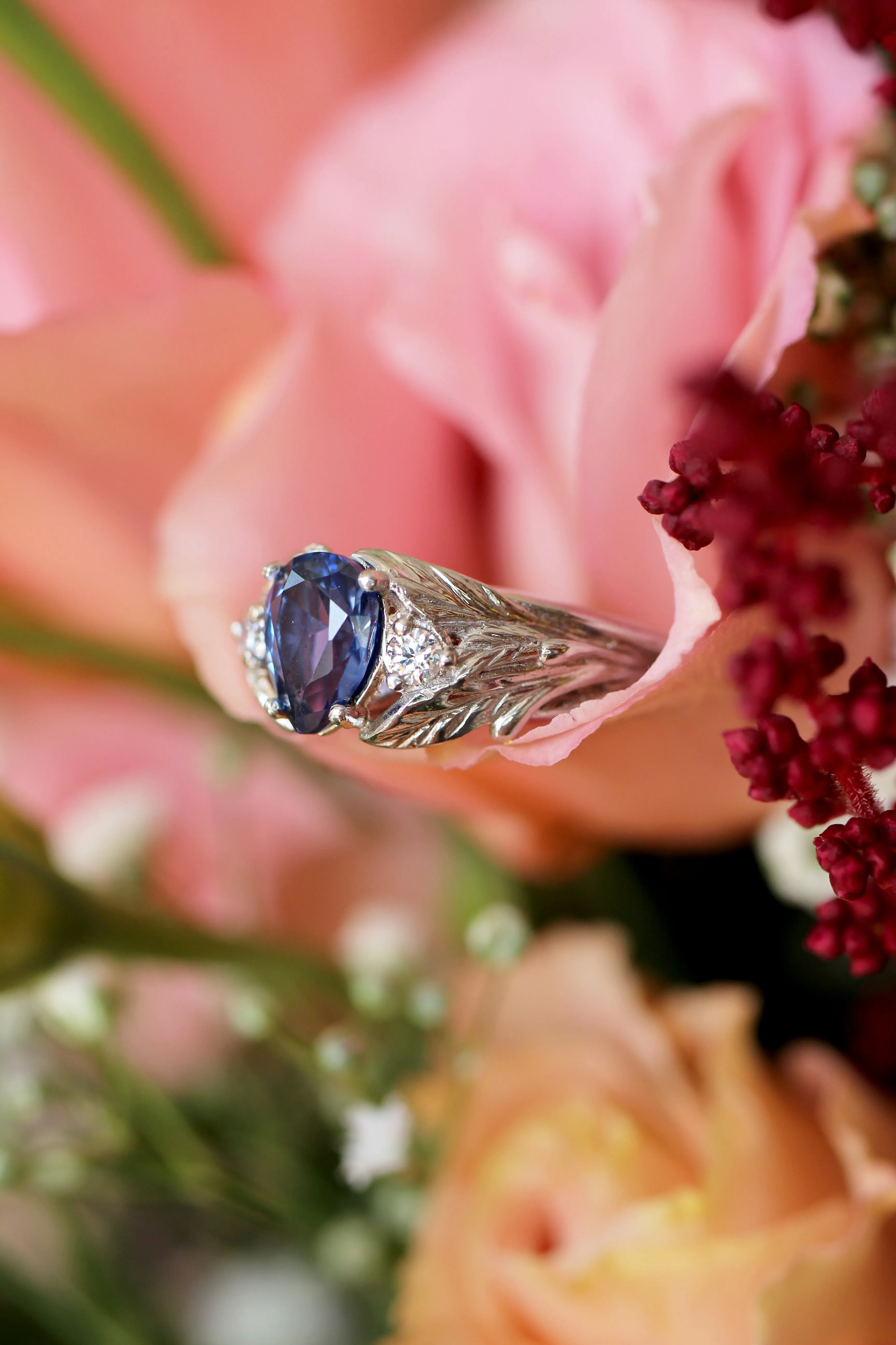 Custom order: Natural sapphire & diamonds ring set / Wisteria