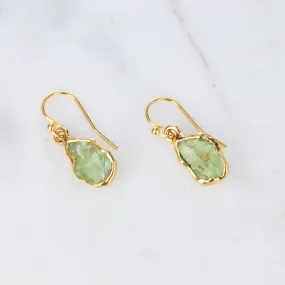 Dangle Raw Peridot Drop Earrings, Gold Earrings, Peridot Jewelry, Raw Crystal Earrings, Drop Earrings, Raw Stone Earring August Birthstone