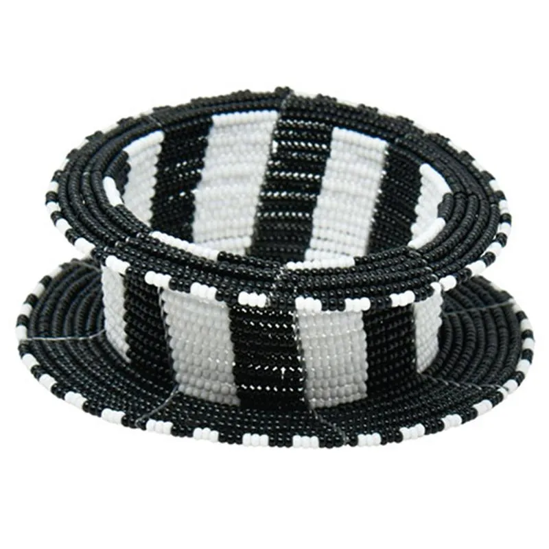 Maasai Ream Beaded Bangle 02 - Black & White