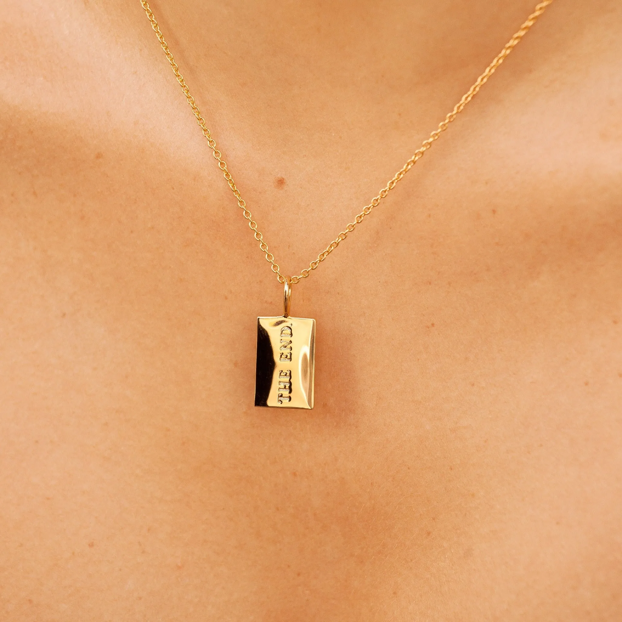 Memento Necklace 'THE END'