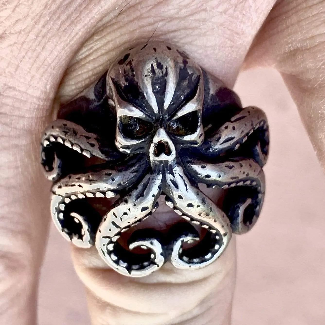 Octopus Skull Ring - R72