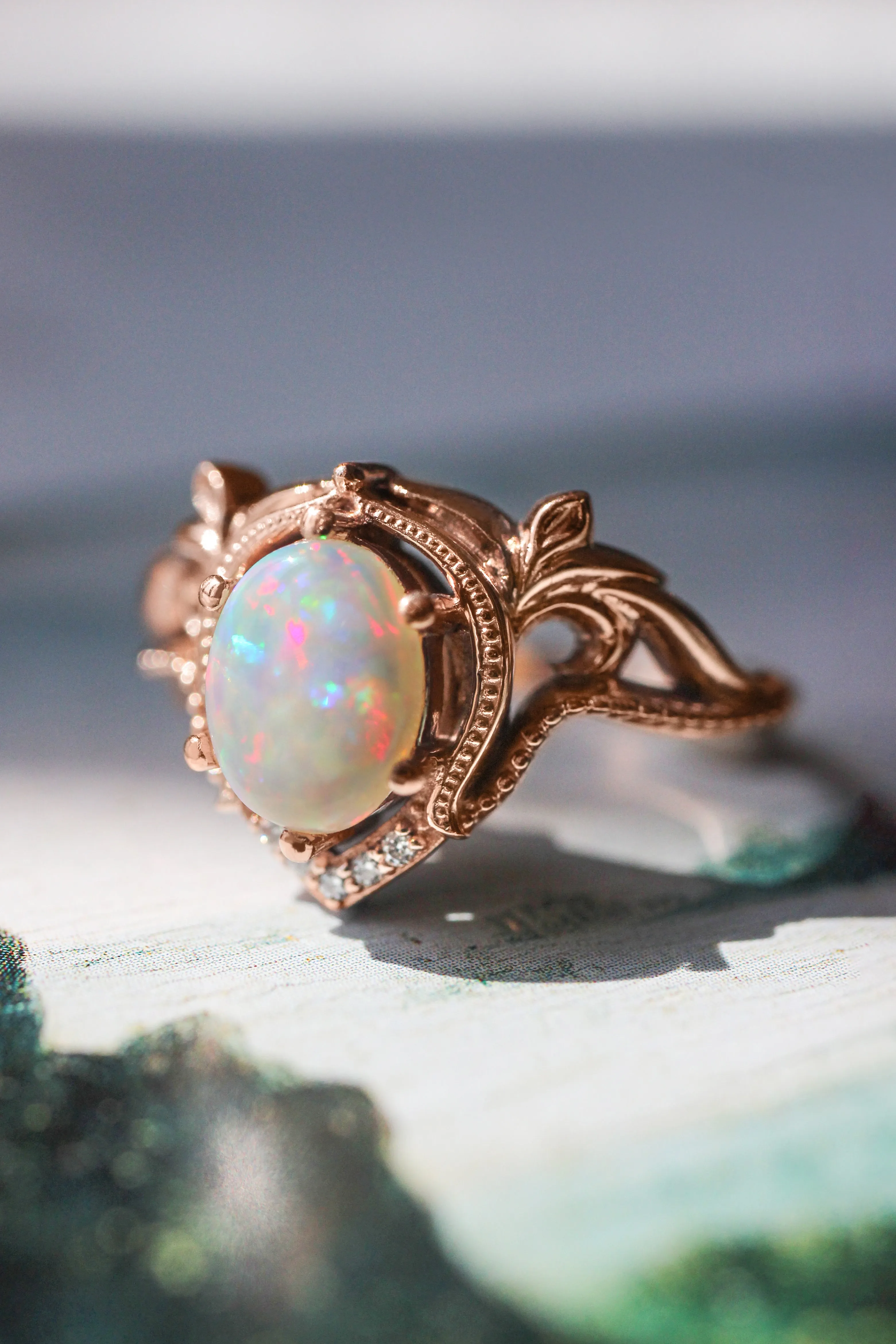 Opal and diamonds bridal ring set / Lida oval