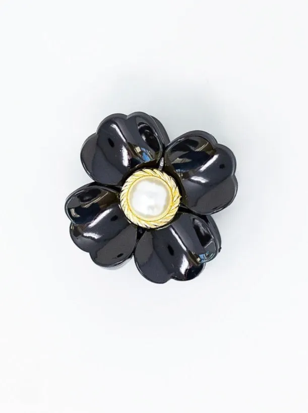 Pearl Flower Claw Clip