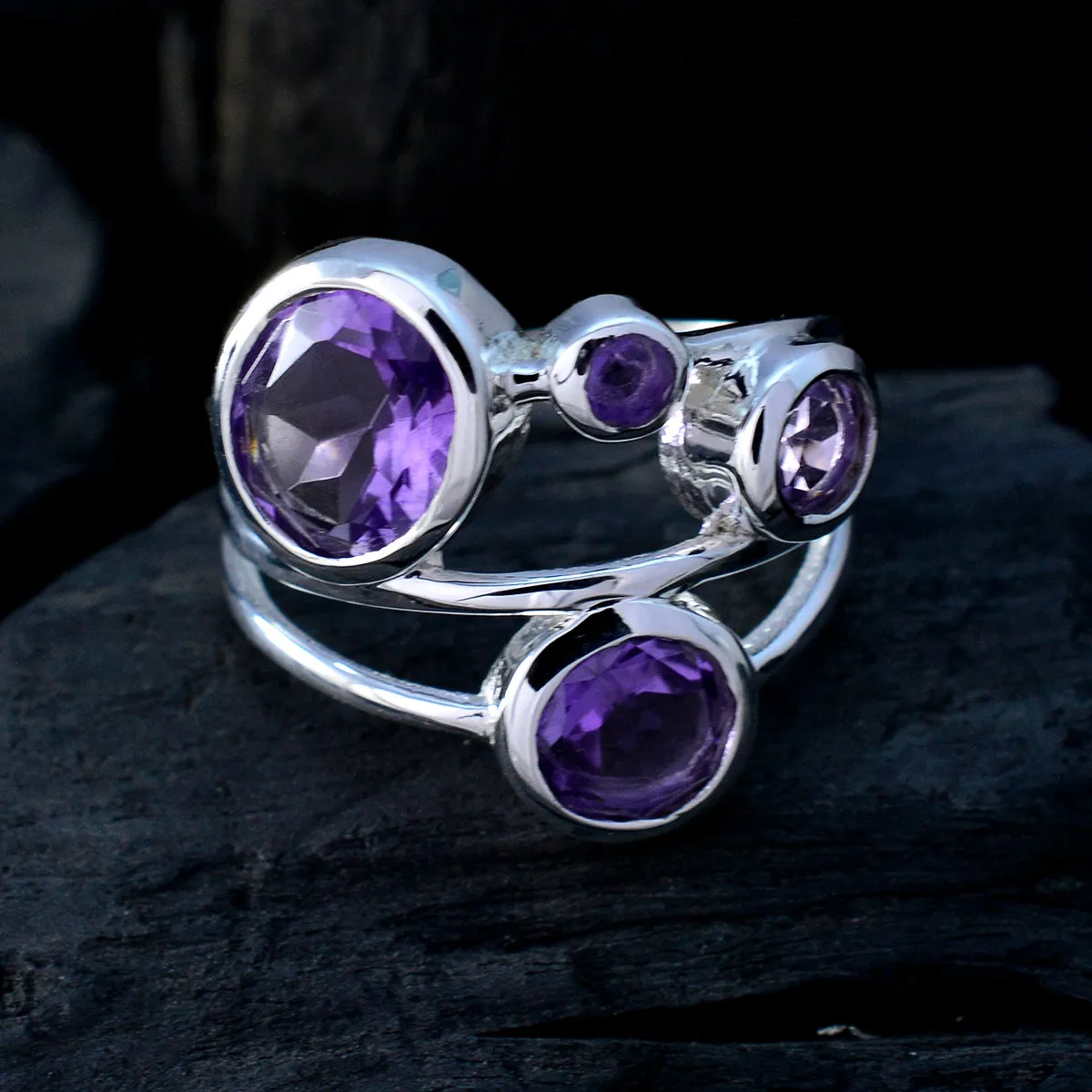 Pulchritudinous Gemstone Amethyst 925 Silver Ring Faishon Jewelry