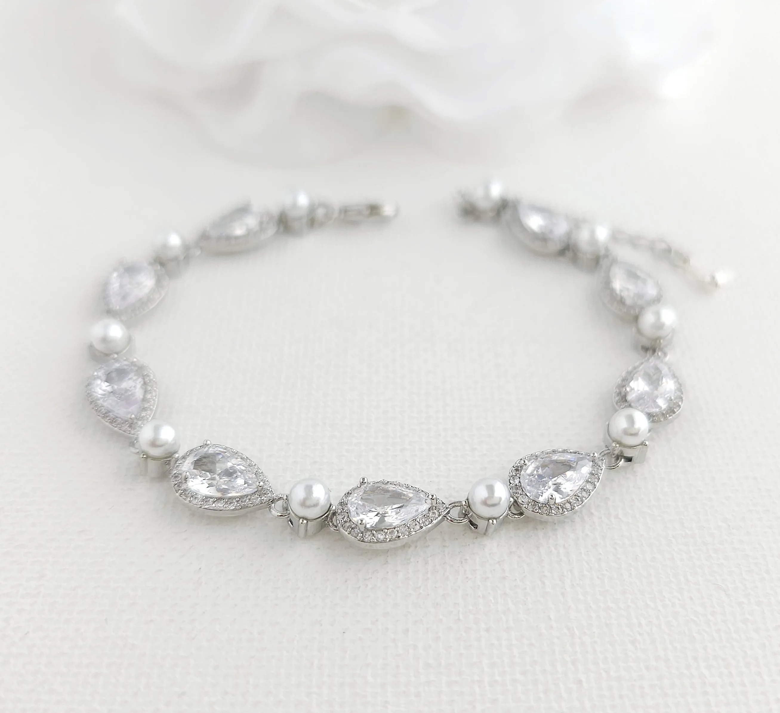 Silver Bracelet with Pearls-Emma