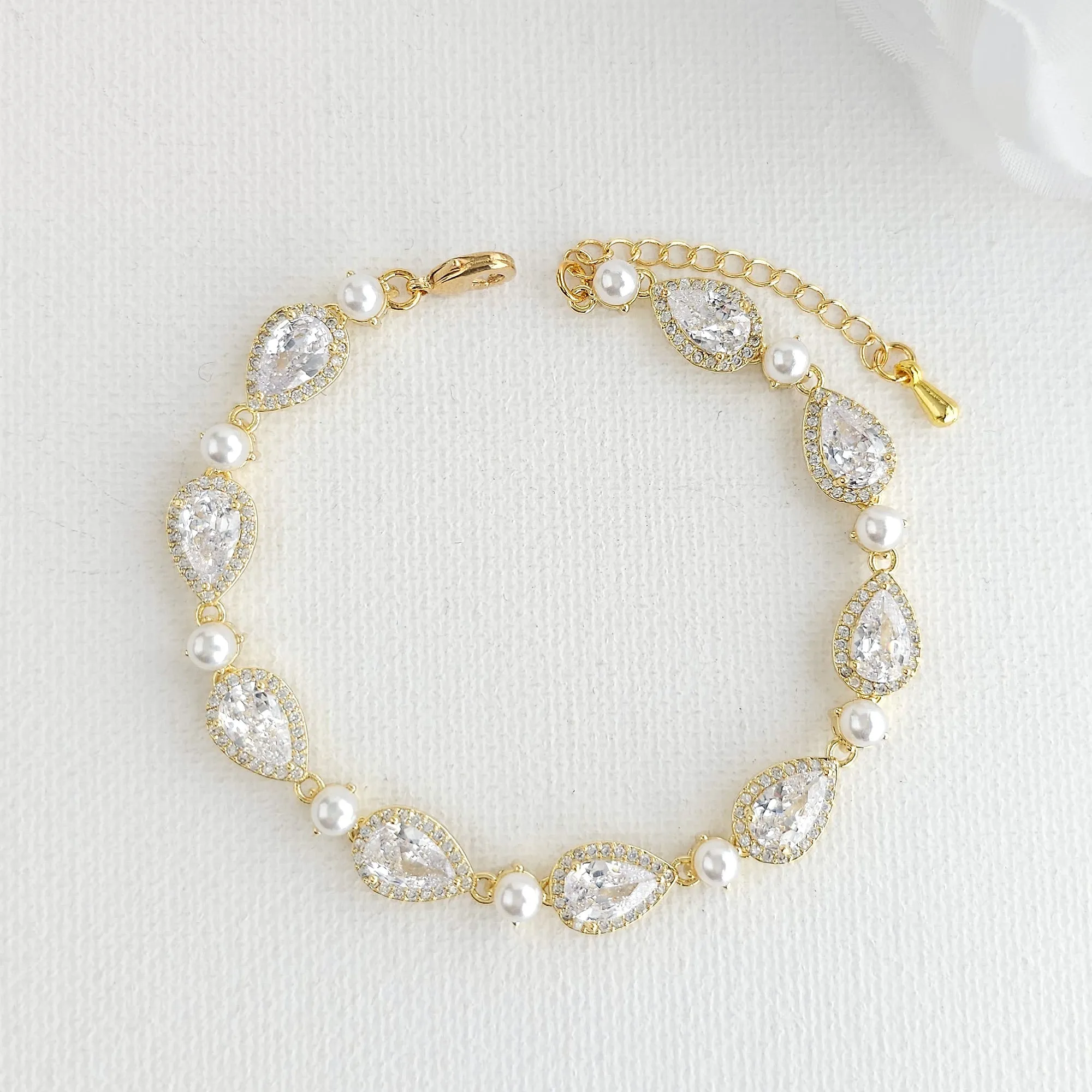 Silver Bracelet with Pearls-Emma