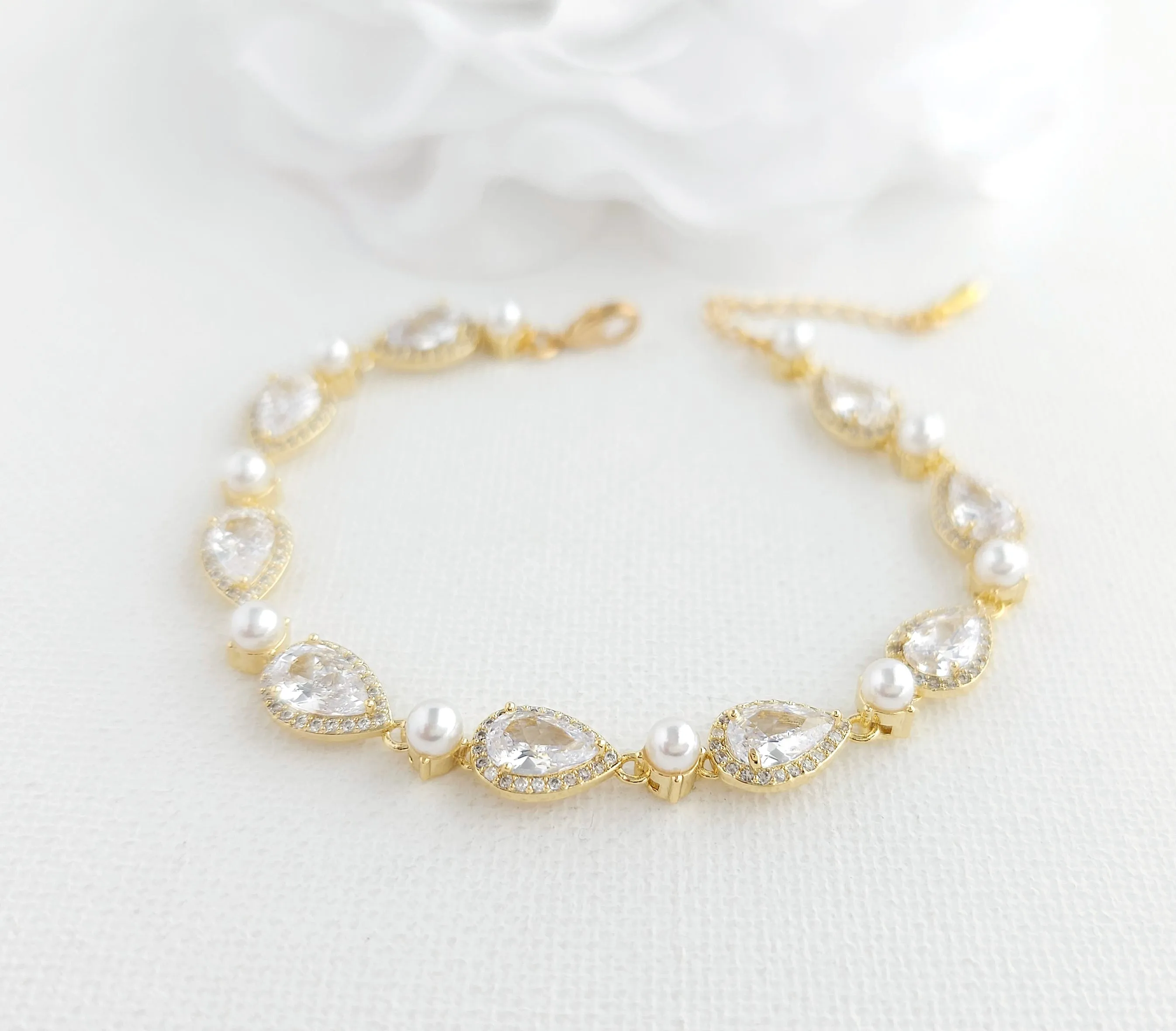 Silver Bracelet with Pearls-Emma