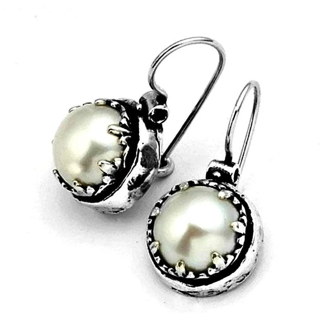 Silver pearls earrings / round earrings for women / dangle vintage style earrings