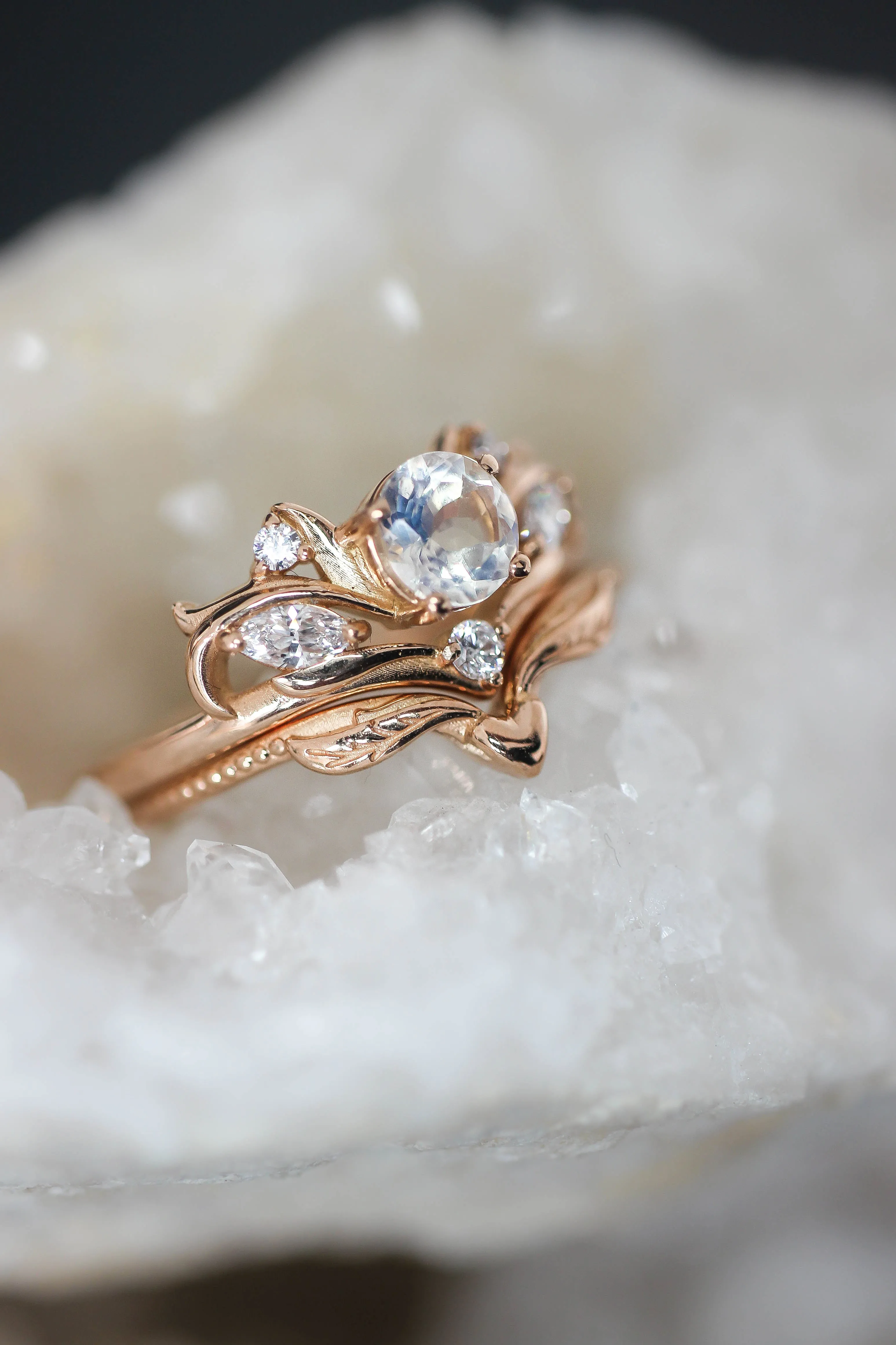 Swanlake | custom bridal ring setting, round cut gemstone 5 mm