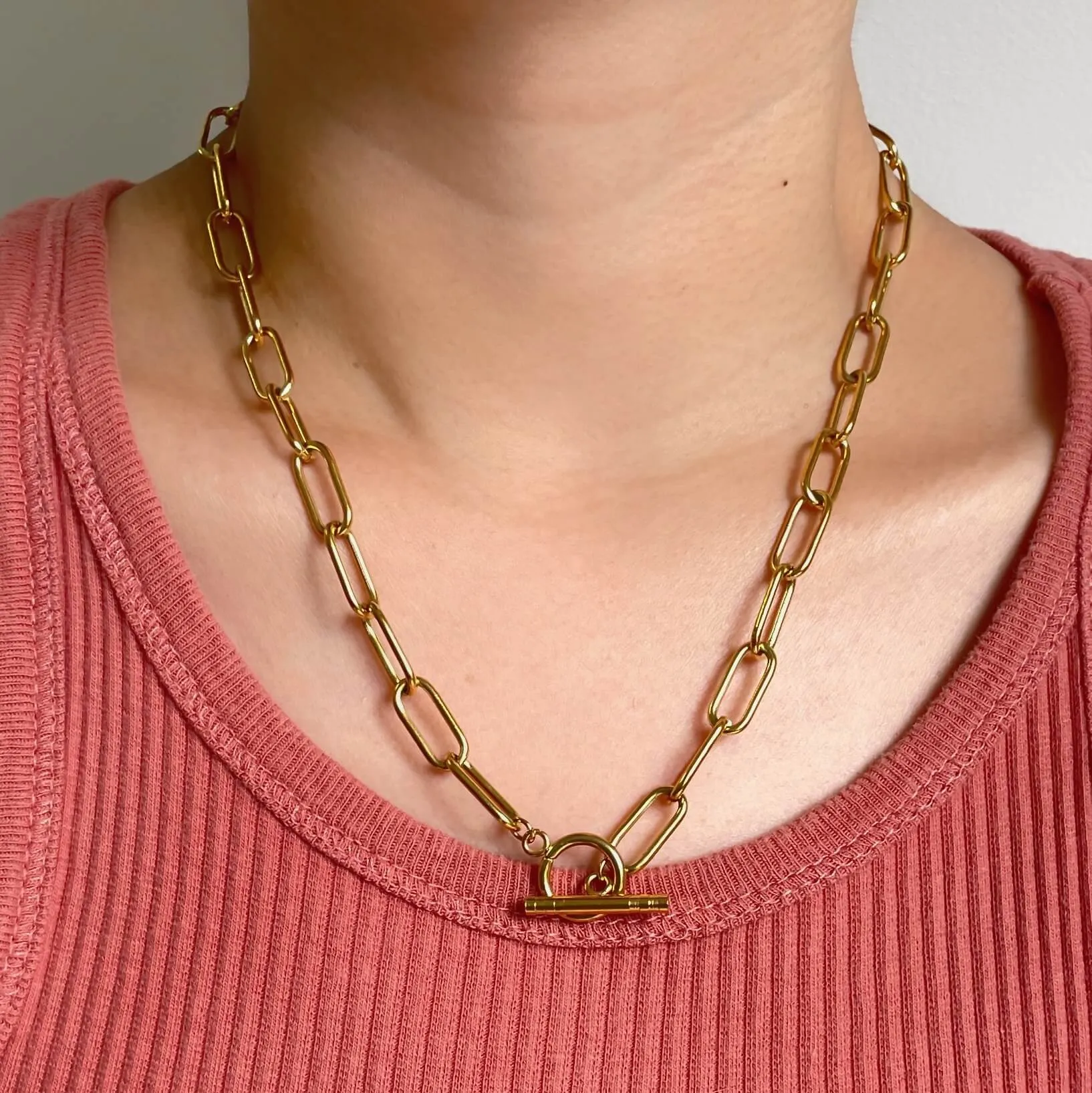 Toggle Link Chain Necklace - Gold